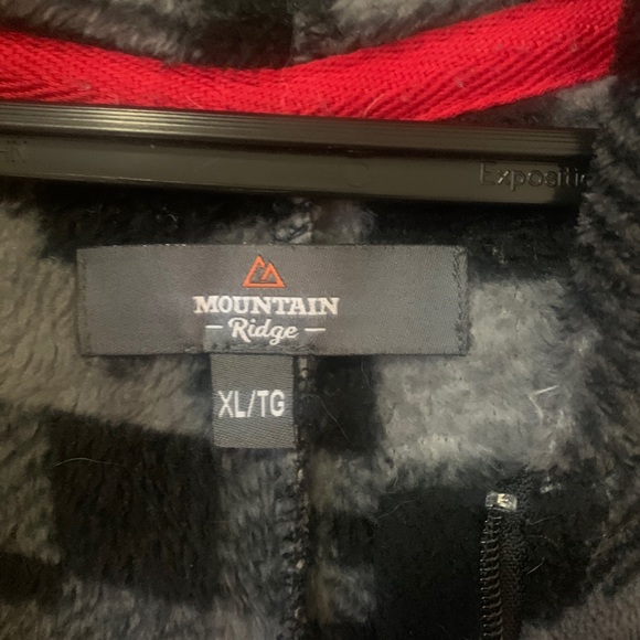 Winter onsie - Picture 3 of 3